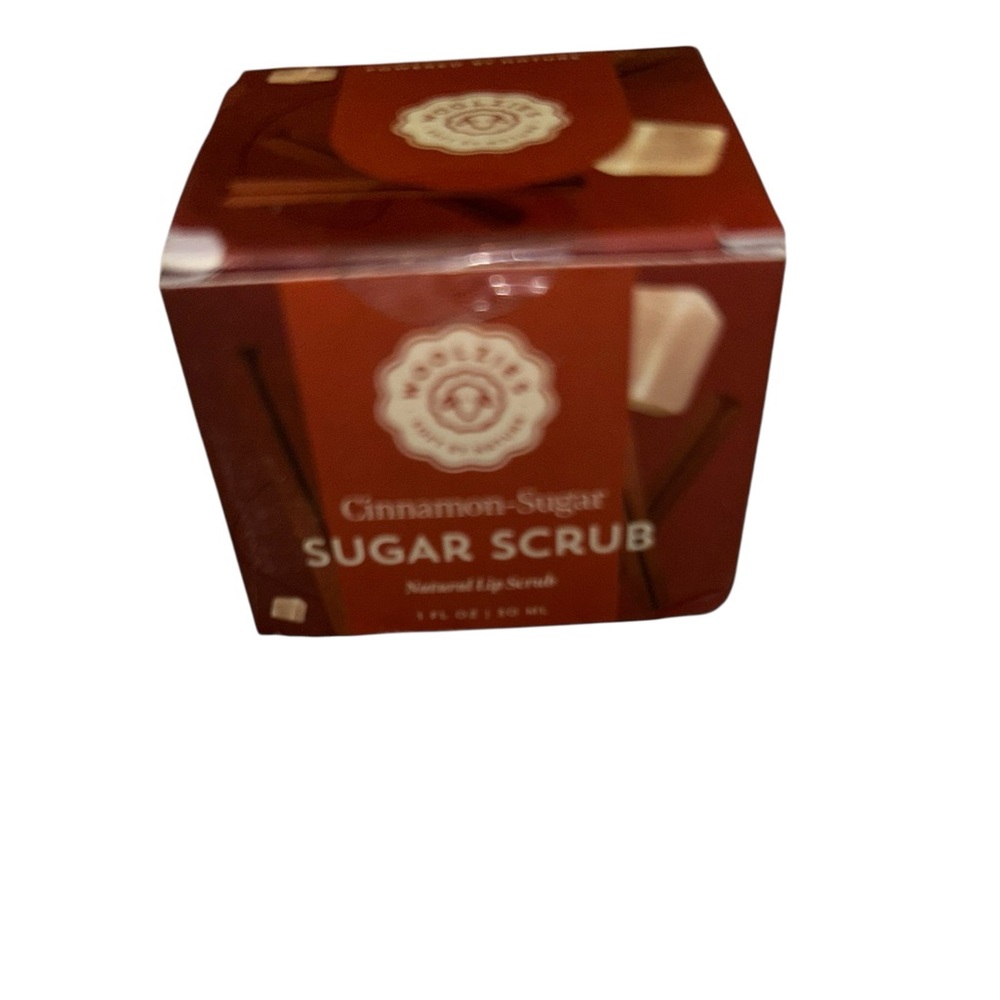 Bath & Body Works Cinnamon-Sugar Exfoliating Scrub